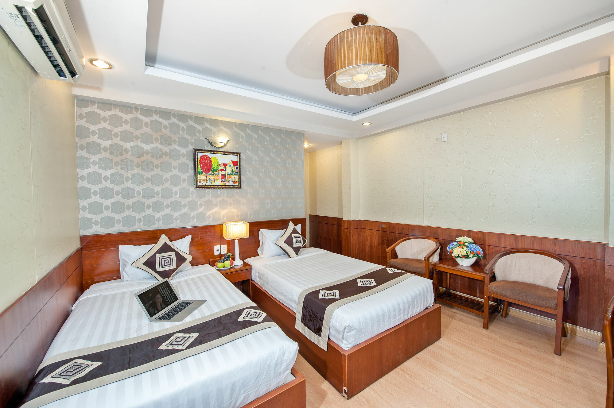 Paris Gold Hotel 호치민 외부 사진