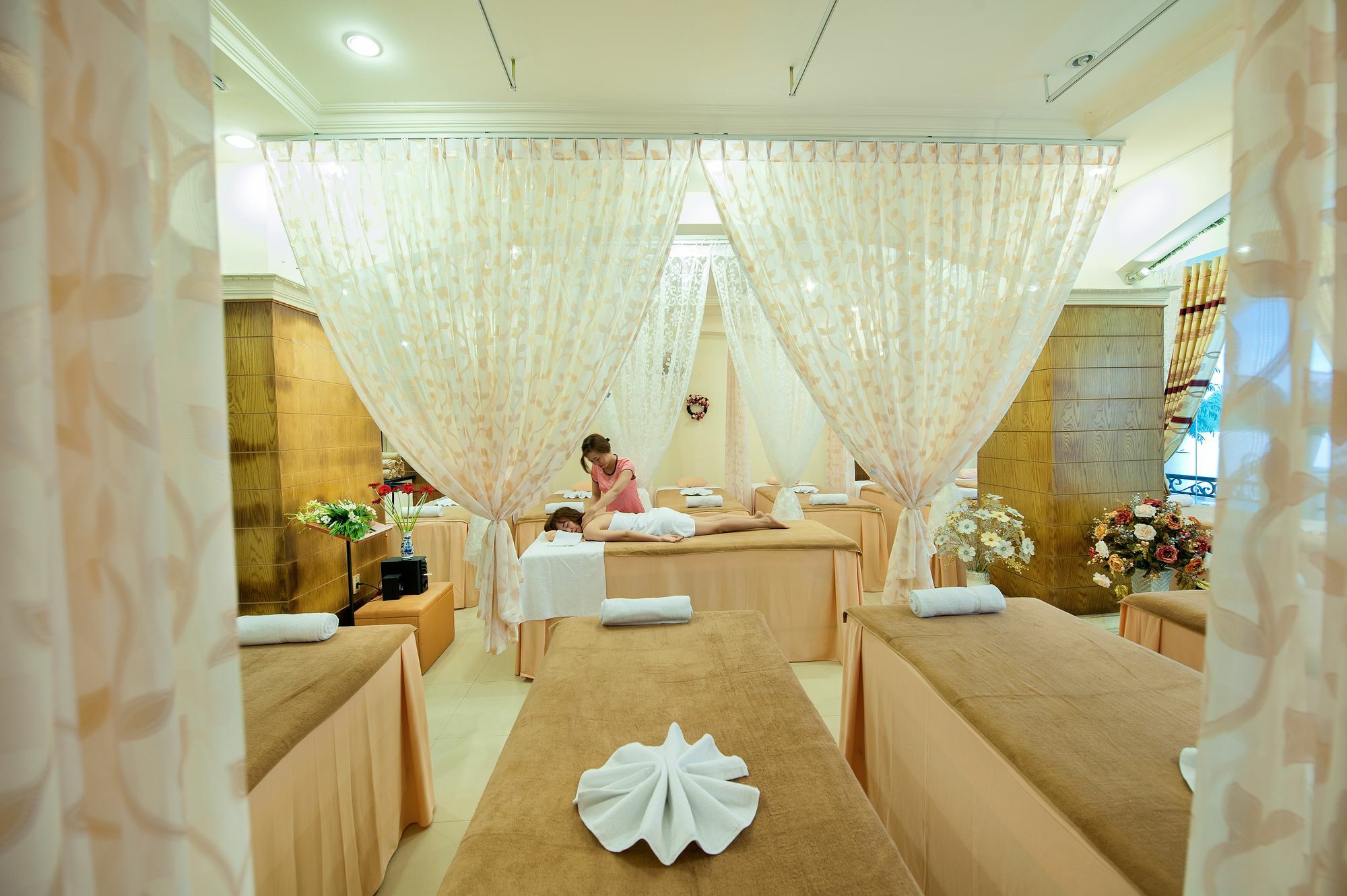 Paris Gold Hotel 호치민 외부 사진