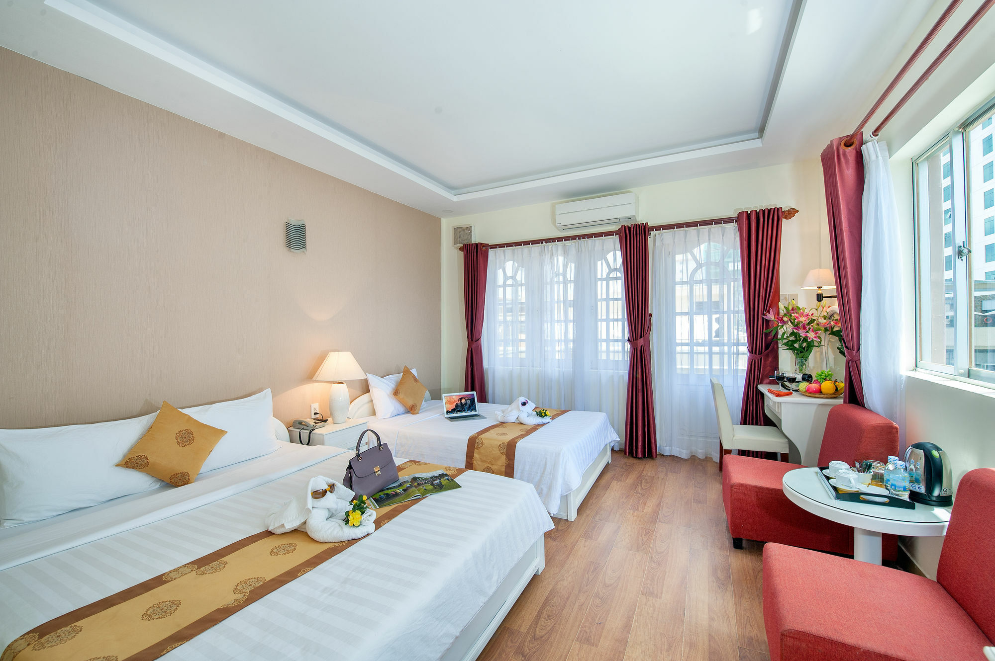 Paris Gold Hotel 호치민 외부 사진
